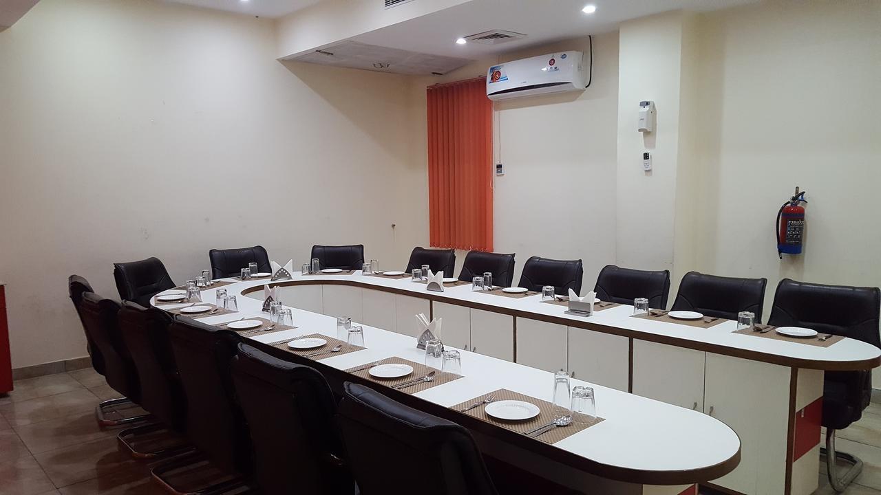 Chopra Residency Hotel Hamirpur Exterior foto